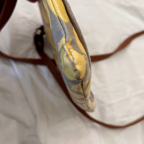 FOSSIL ladybug print coated canvas crossbody bag purse - Picture 9 of 10